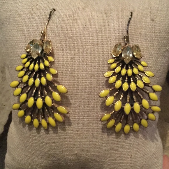 Stella & Dot Nora Chandelier Earrings - Picture 1 of 2
